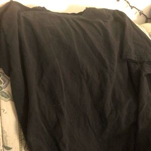 Hanes black tshirt